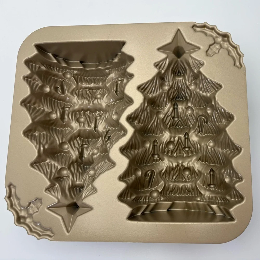 Nordic Ware Gold Christmas Tree Cake Pan